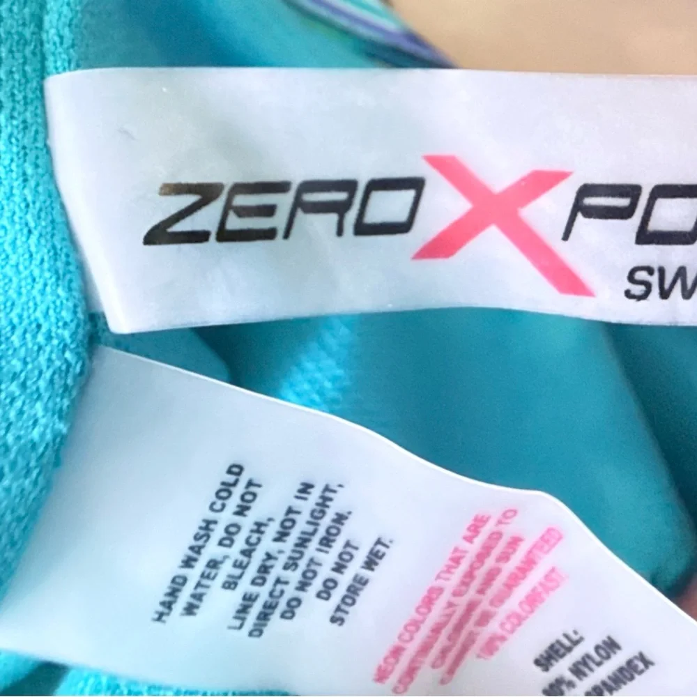 Stylish Blue and Green Halter Dress - Picture 14 of 14